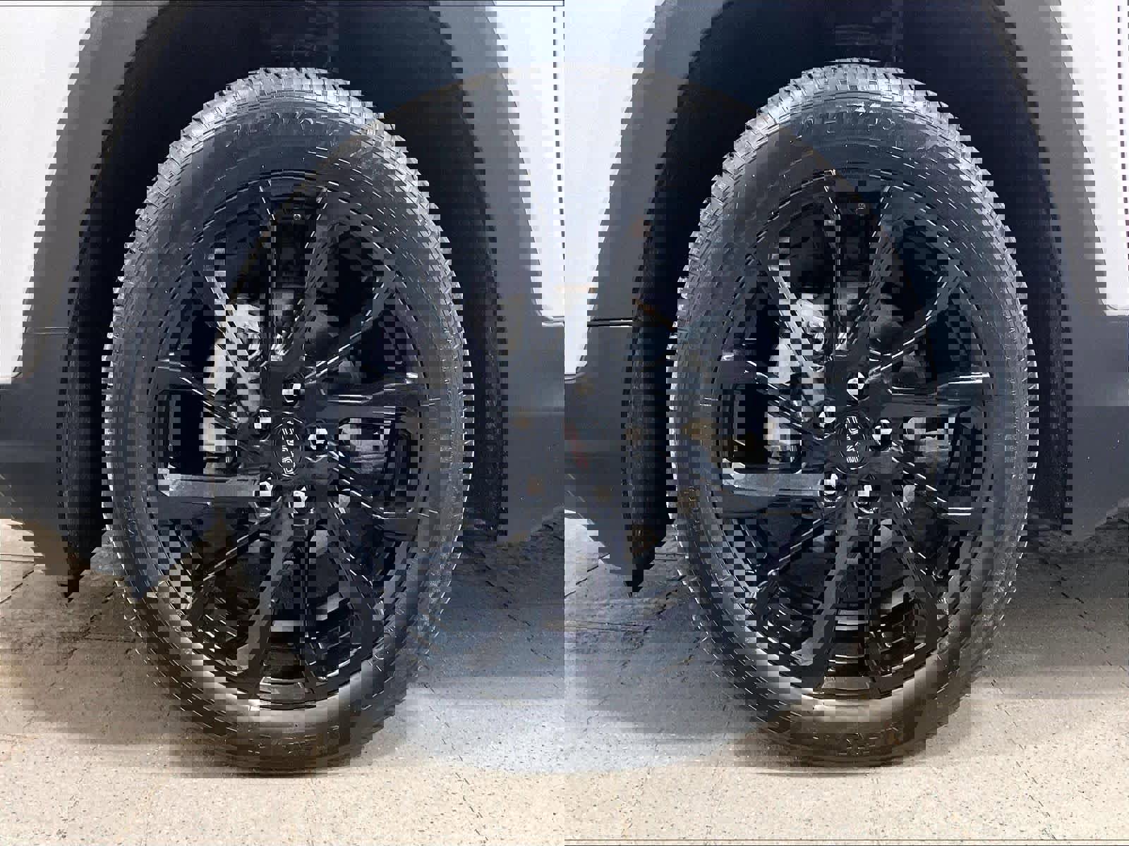 Used 2023 GMC Terrain SLE w/ Driver Convenience Package image 7