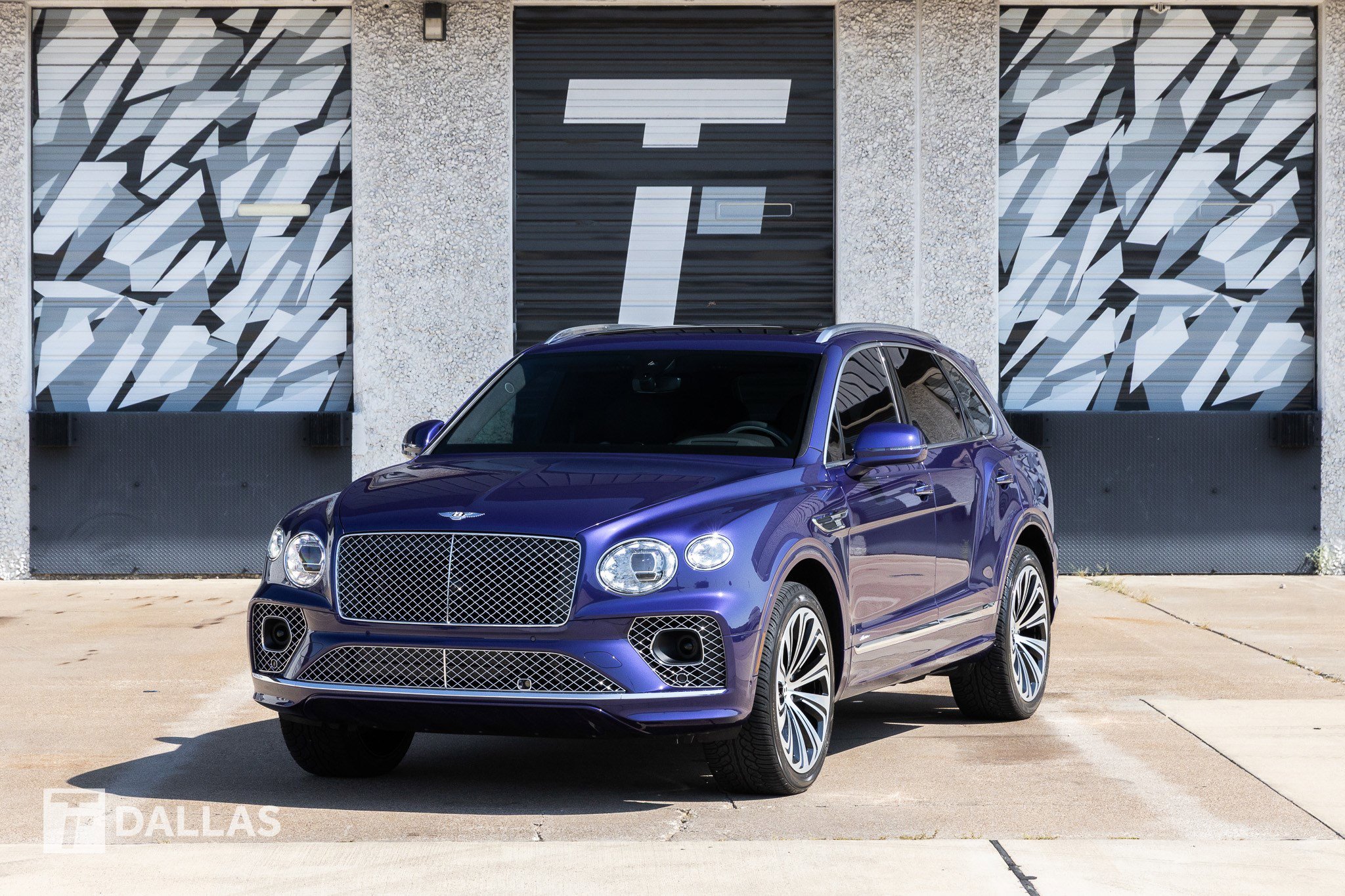 Used 2023 Bentley Bentayga image 5