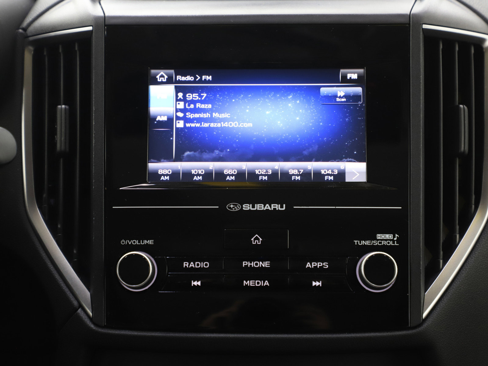 Used 2018 Subaru Crosstrek 2.0i Premium w/ Eyesight System image 17