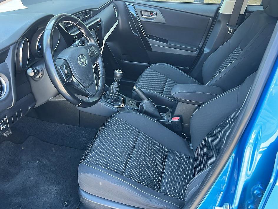 Used 2016 Scion iM image 16