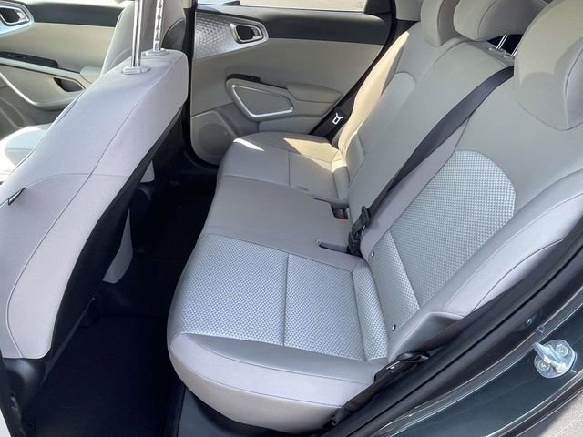 Used 2025 Kia Soul LX w/ LX Technology Package image 11
