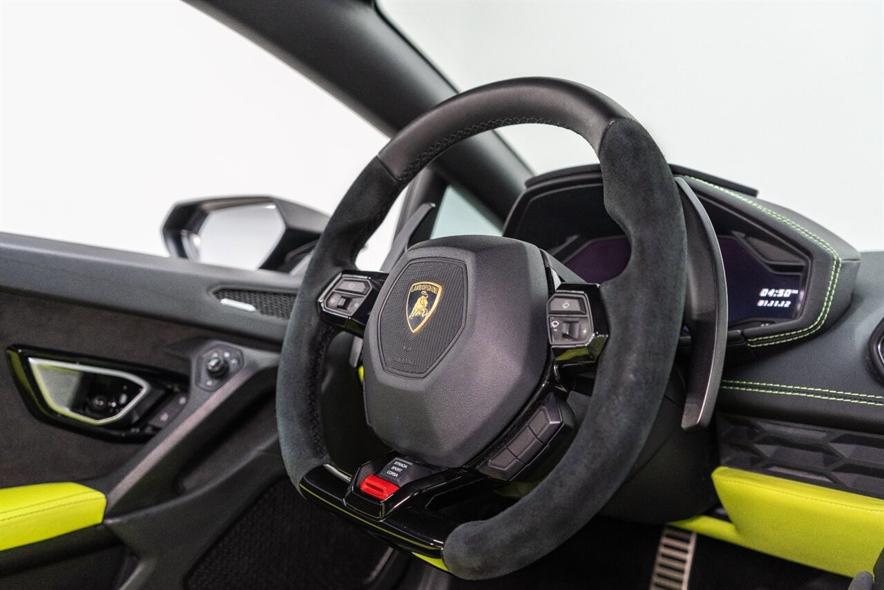 Used 2017 Lamborghini Huracan LP 610-4 AWD/4WD image 51