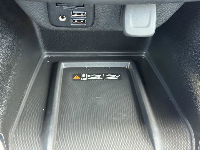 Used 2023 Chevrolet Traverse RS FWD image 27