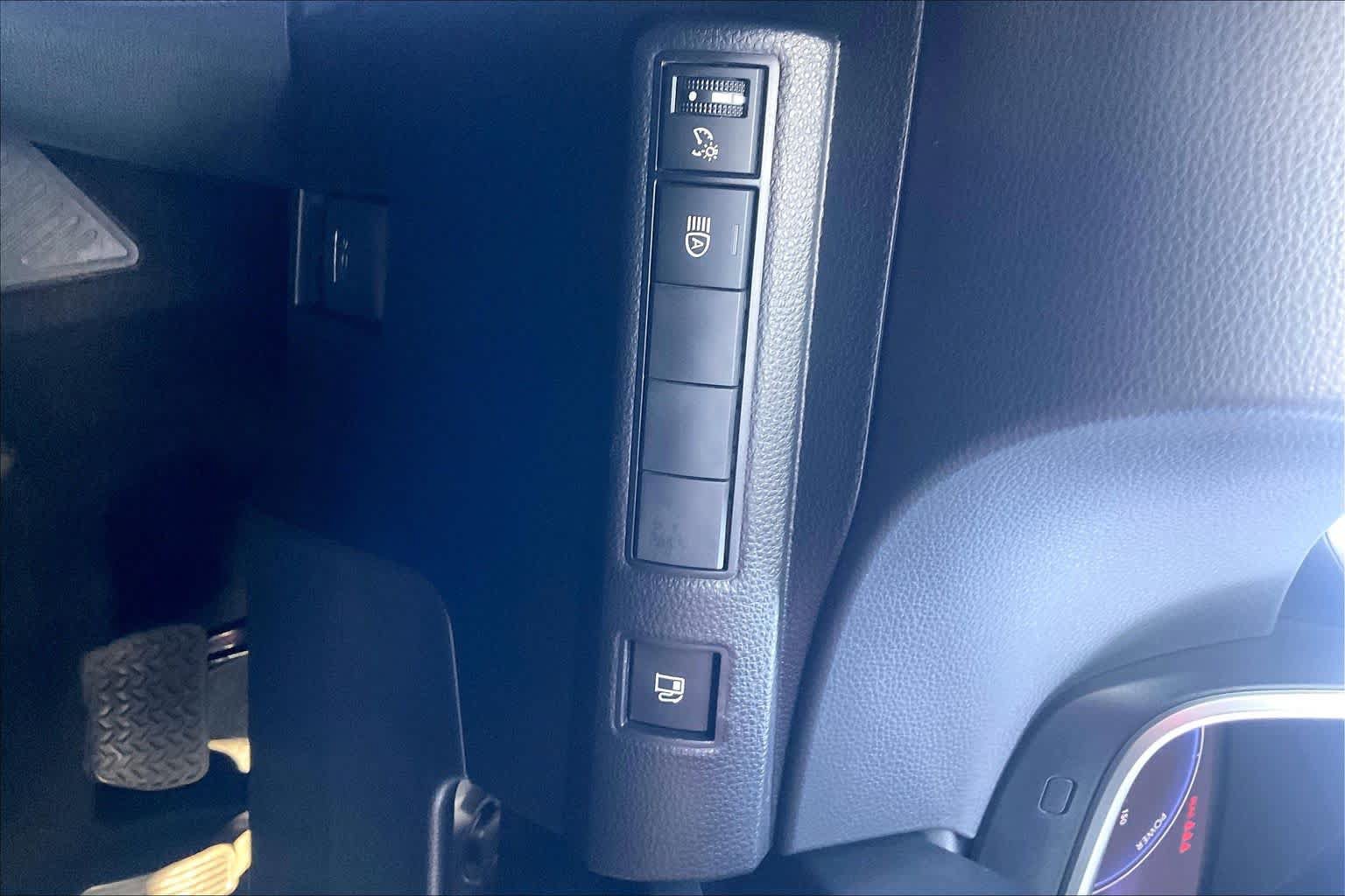 Used 2026 Toyota Corolla XLE FWD image 33
