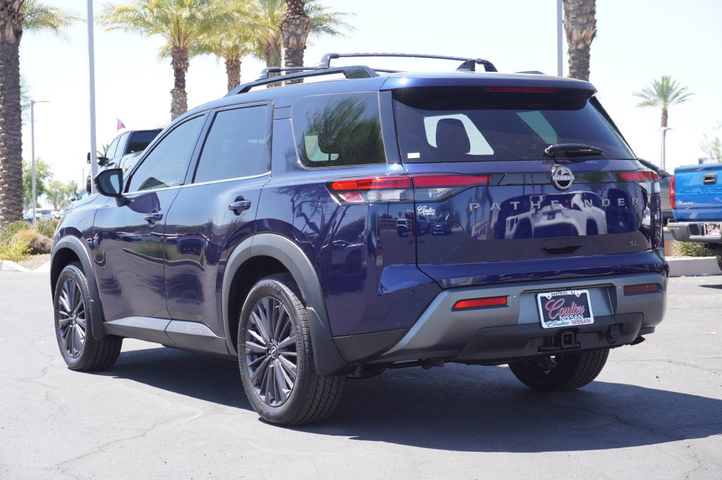 New 2026 Nissan Pathfinder SL w/ SL Premium Package FWD image 3