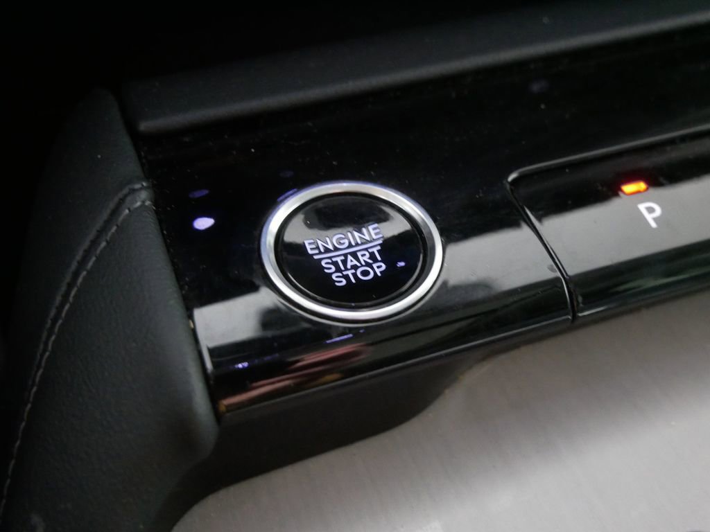 Used 2025 Lincoln Navigator Reserve image 30