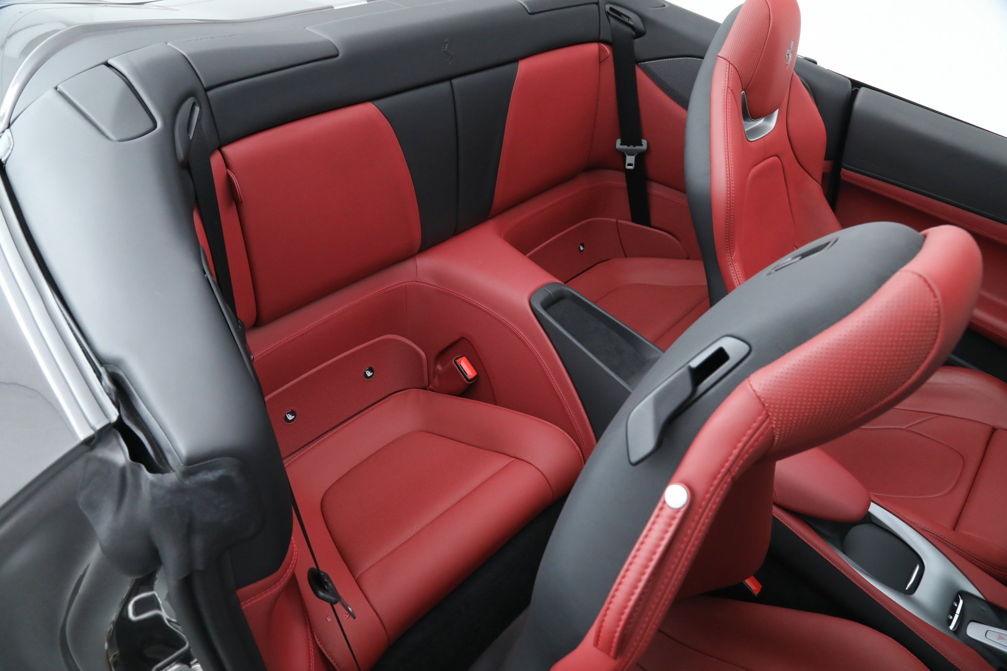 Certified 2023 Ferrari Portofino M image 24