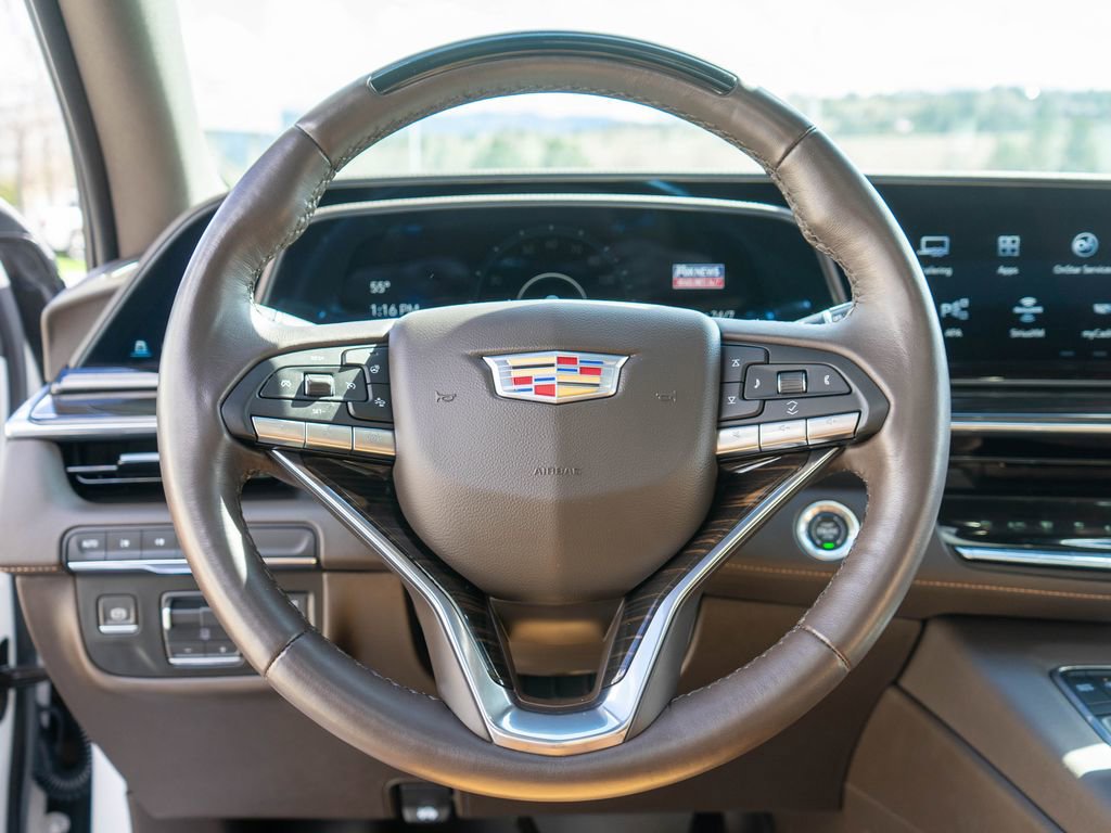 Used 2023 Cadillac Escalade ESV Sport w/ LPO, ONYX Package image 18