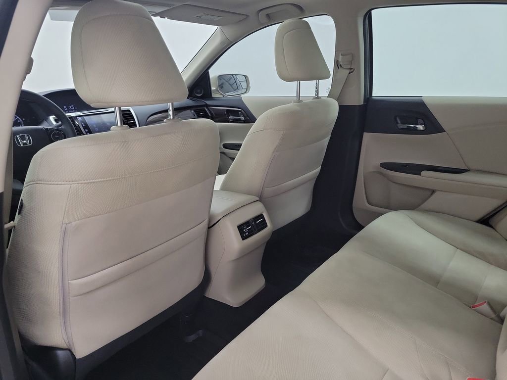 Used 2017 Honda Accord EX image 12