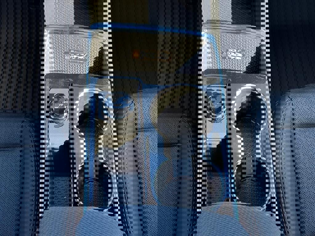 New 2026 Chevrolet Equinox LT w/ Convenience Package II image 8