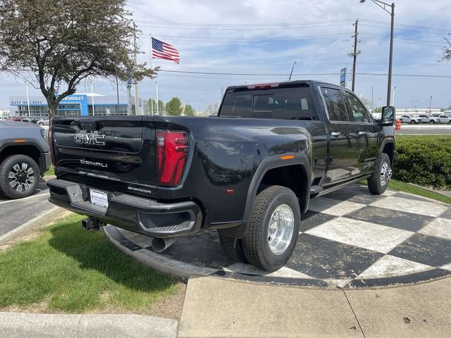 New 2026 GMC Sierra 3500 Denali Ultimate AWD/4WD image 6