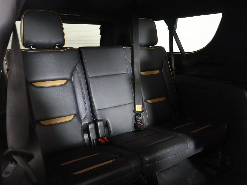 Used 2023 GMC Yukon XL AT4 w/ AT4 Premium Plus Package AWD/4WD image 43
