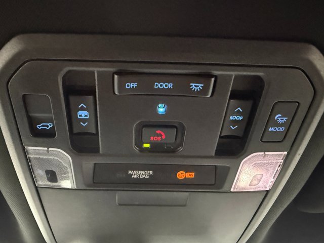 Used 2024 Toyota Sequoia Capstone image 21