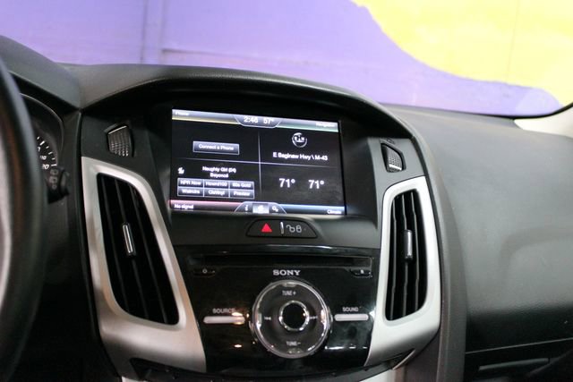 Used 2013 Ford Focus SE FWD image 20