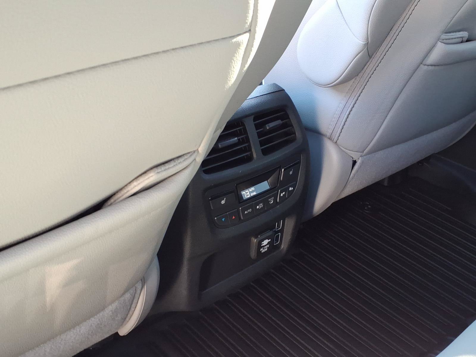 Used 2022 Honda Passport Elite image 7