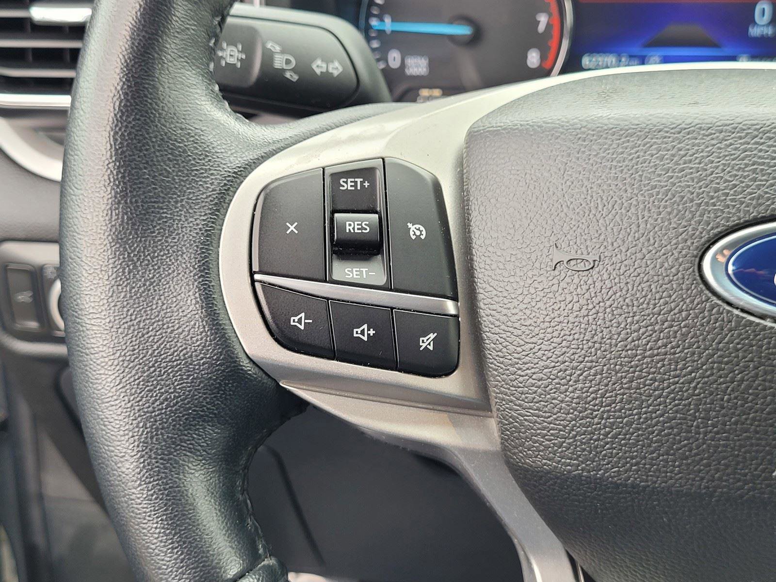 Used 2023 Ford Explorer XLT w/ Equipment Group 202A image 32