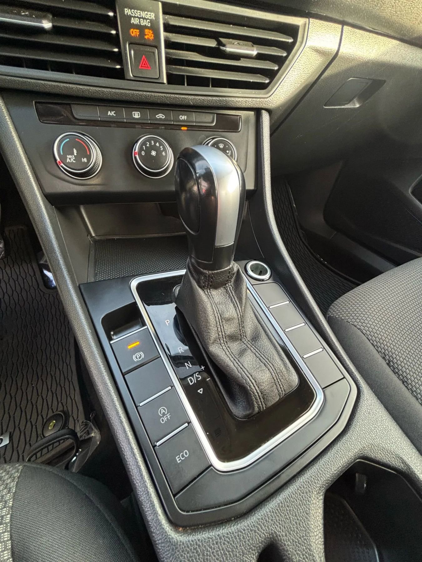 Used 2021 Volkswagen Jetta S image 13