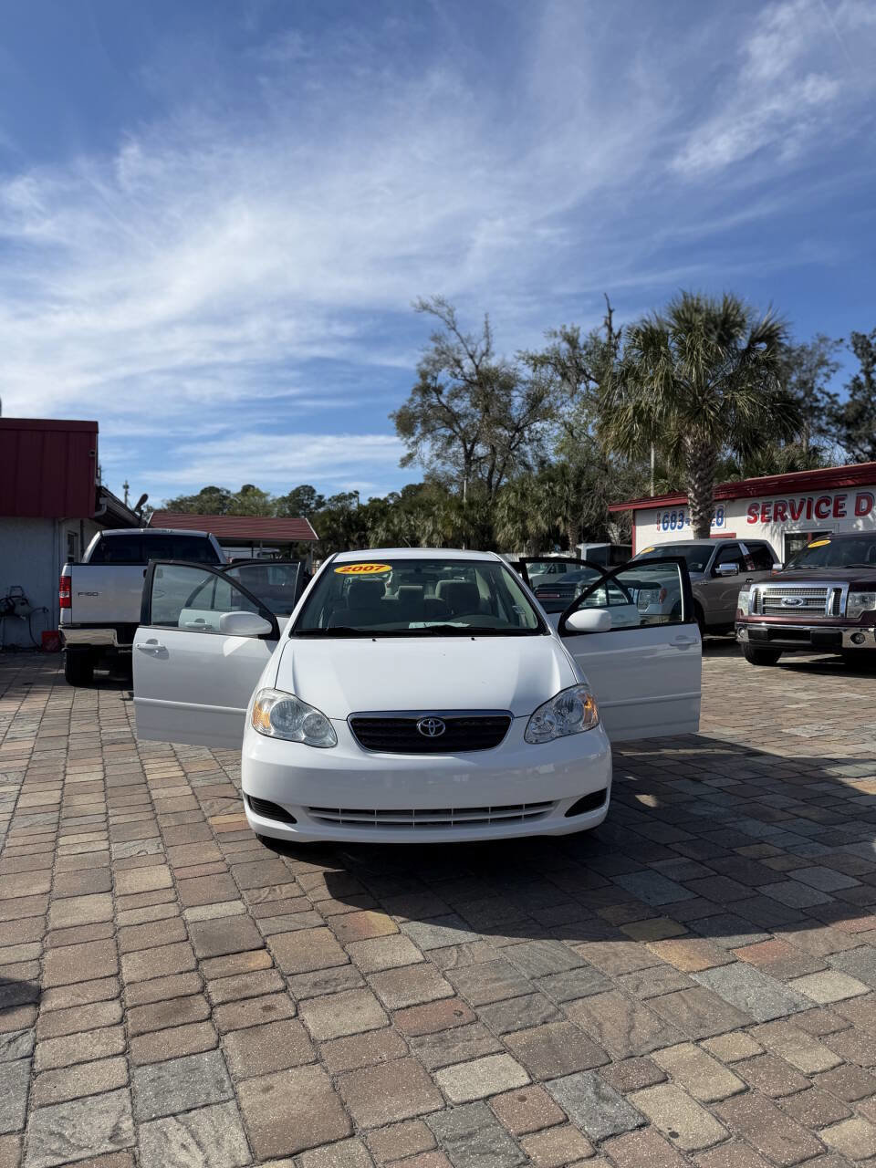 Used 2007 Toyota Corolla LE image 2