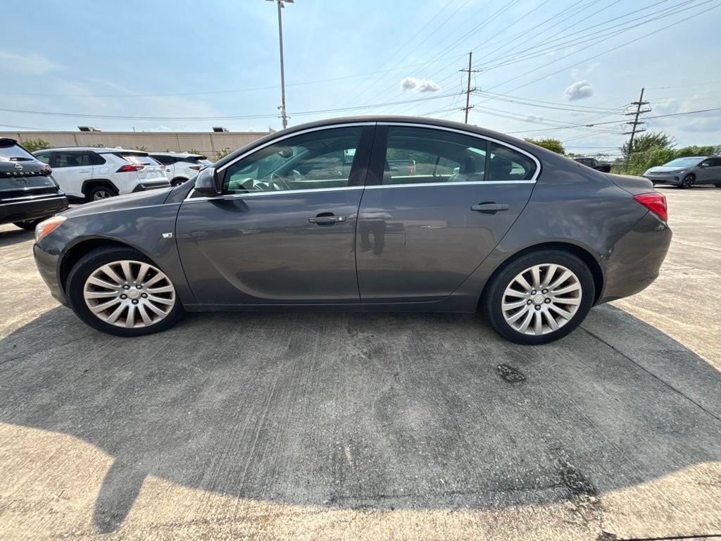 Used 2011 Buick Regal CXL FWD video 1