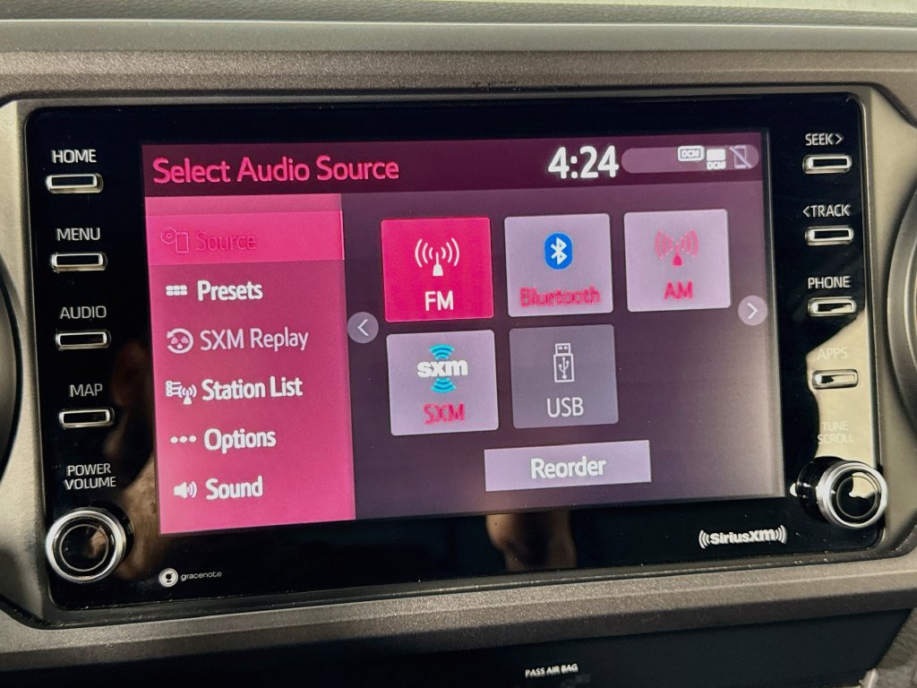 Used 2020 Toyota Tacoma TRD Off-Road w/ Technology Package AWD/4WD image 38