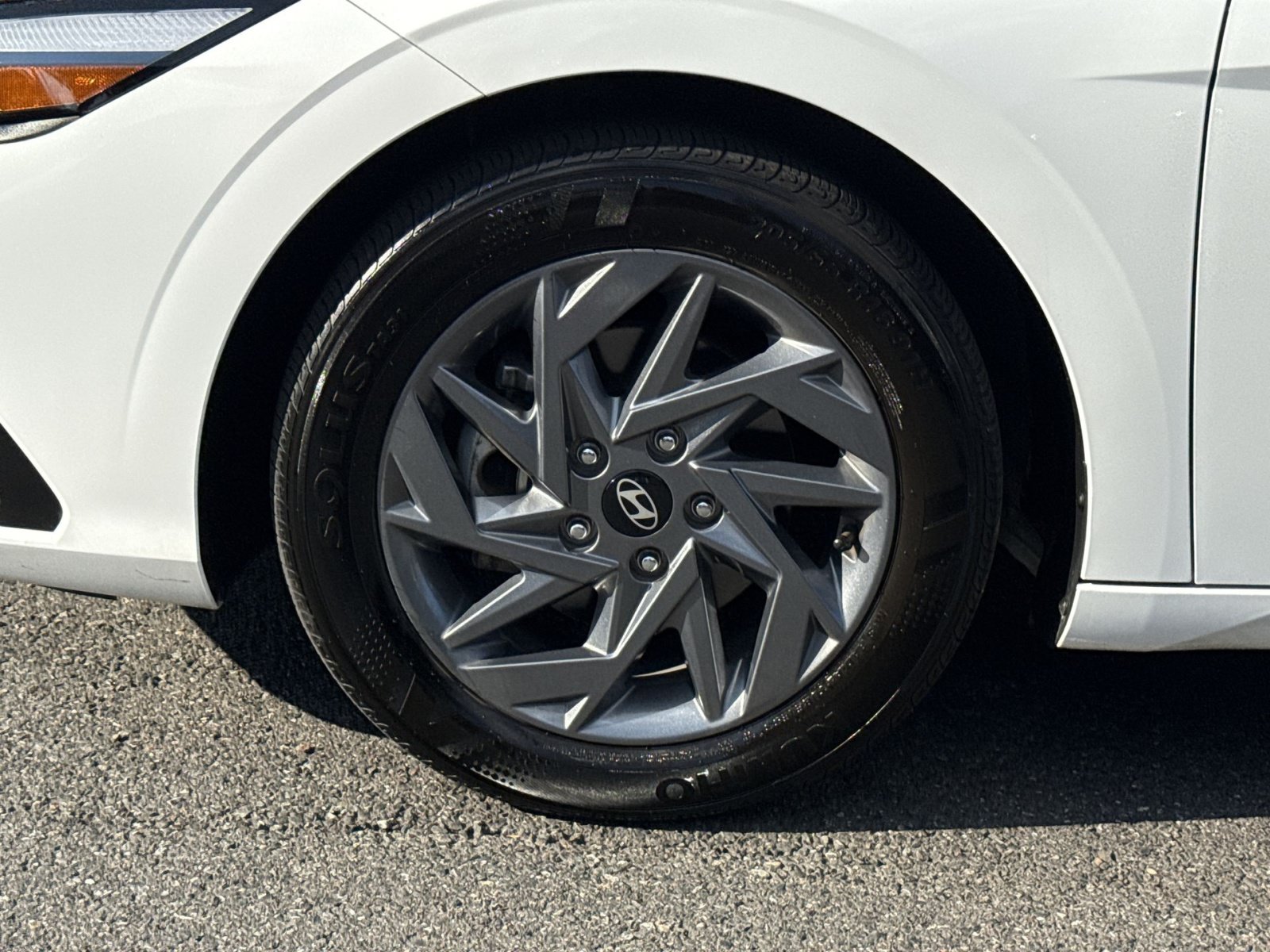 Certified 2024 Hyundai Elantra SEL FWD image 12