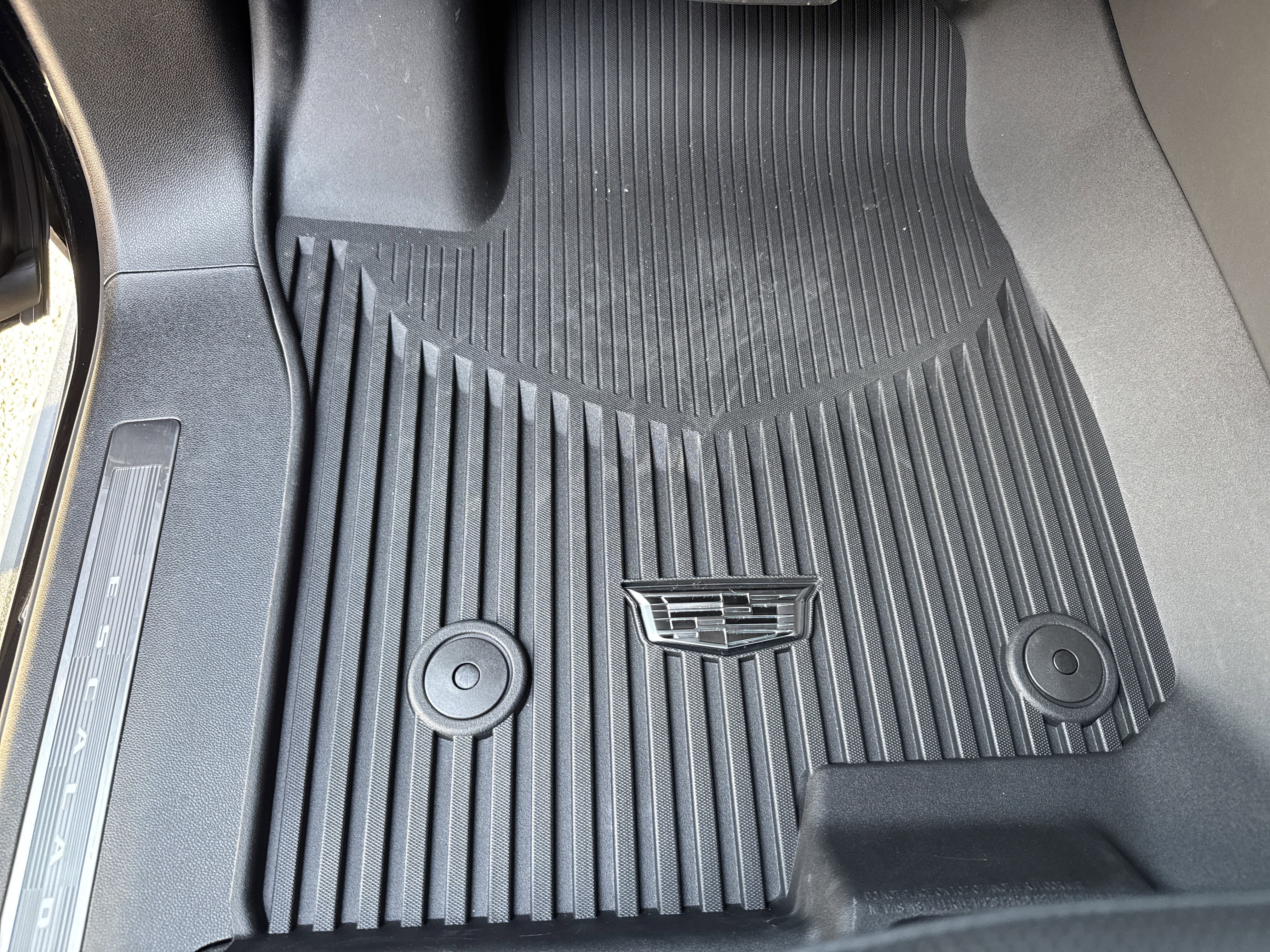 Used 2026 Cadillac Escalade ESV Sport w/ Touring Package image 17