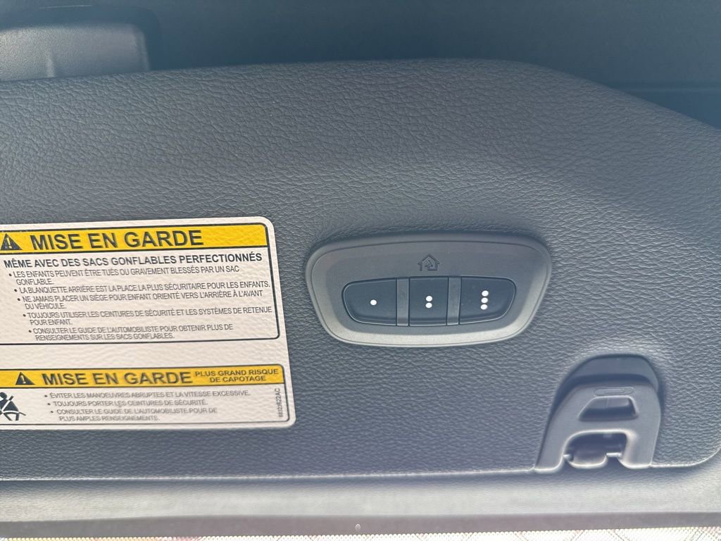 Used 2021 Jeep Gladiator Willys image 15