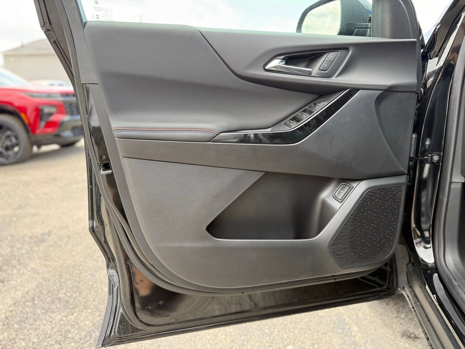 New 2026 Chevrolet Equinox RS w/ Safety and Technology Package AWD/4WD image 28