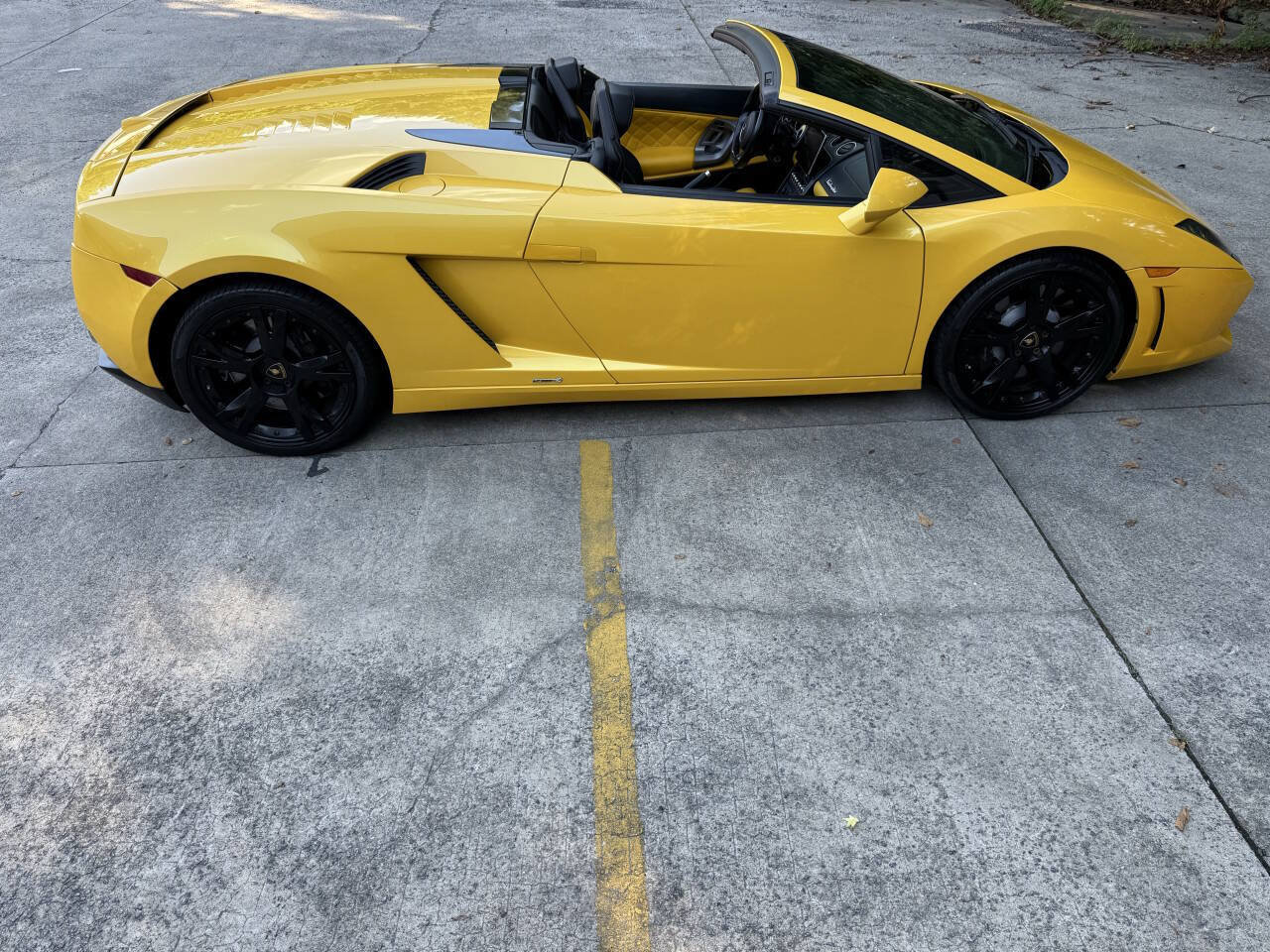 Used 2011 Lamborghini Gallardo LP 560-4 AWD/4WD image 15