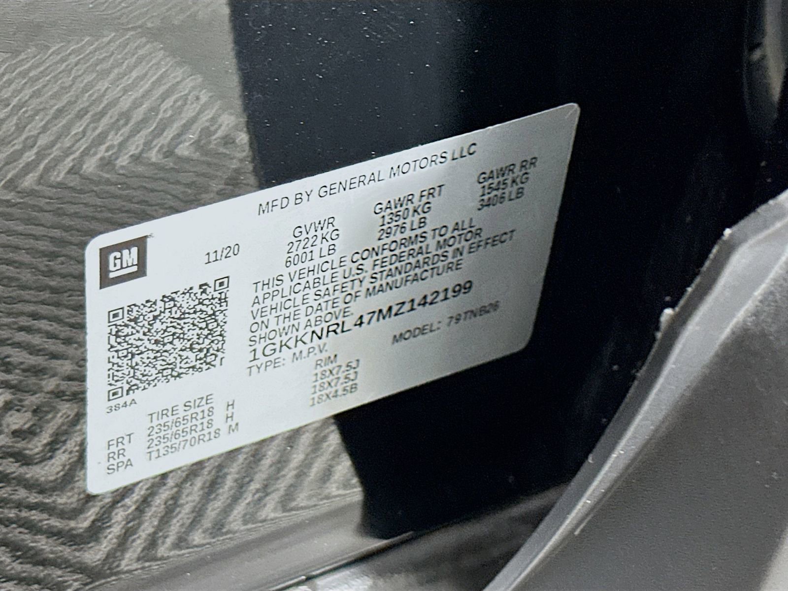 Used 2021 GMC Acadia SLE image 33