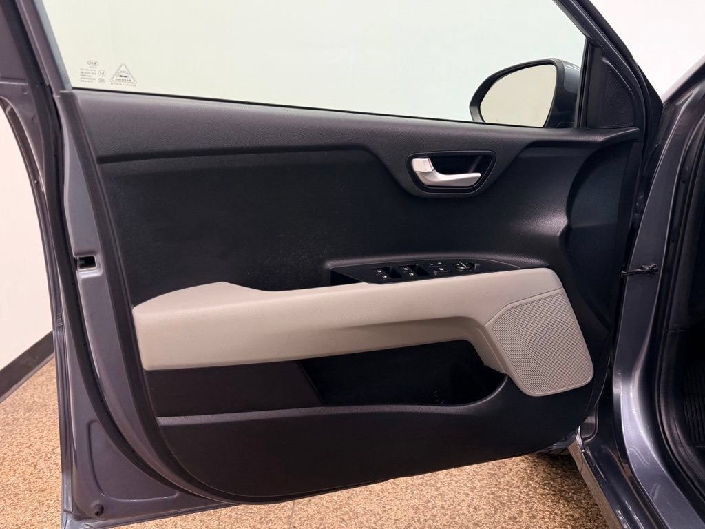 Used 2019 Kia Rio S FWD image 11