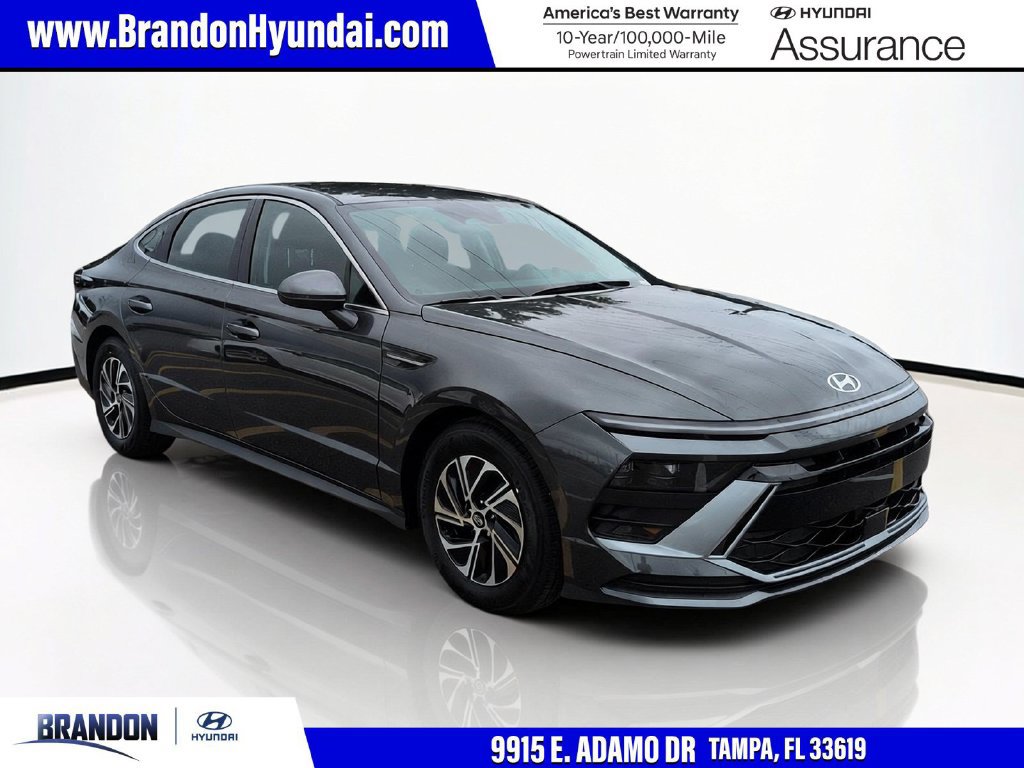 New 2027 Hyundai Sonata Blue