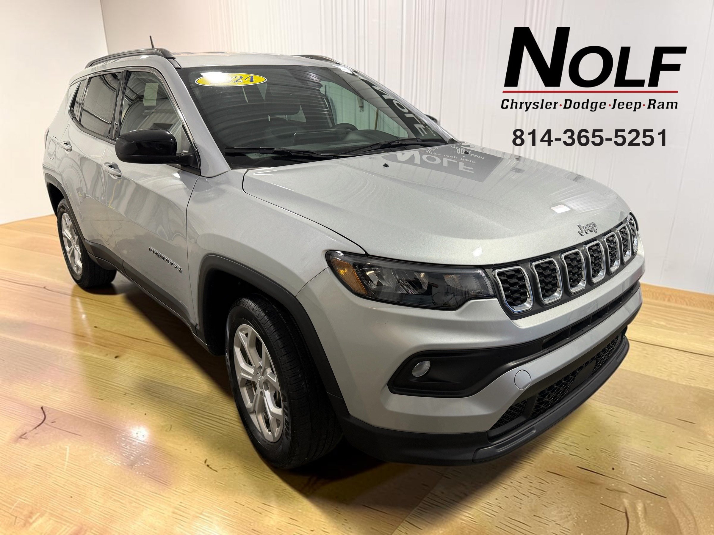 Used 2024 Jeep Compass Latitude