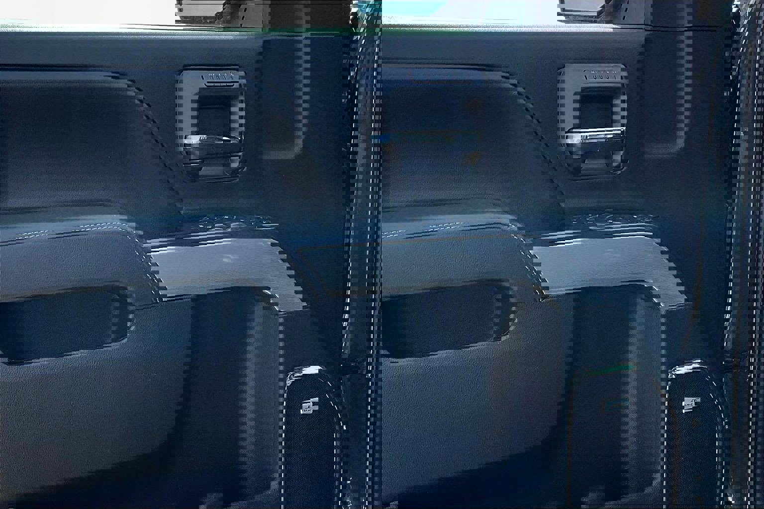 Used 2017 Chevrolet Silverado 1500 LTZ Z71 w/ LTZ Plus Package image 20