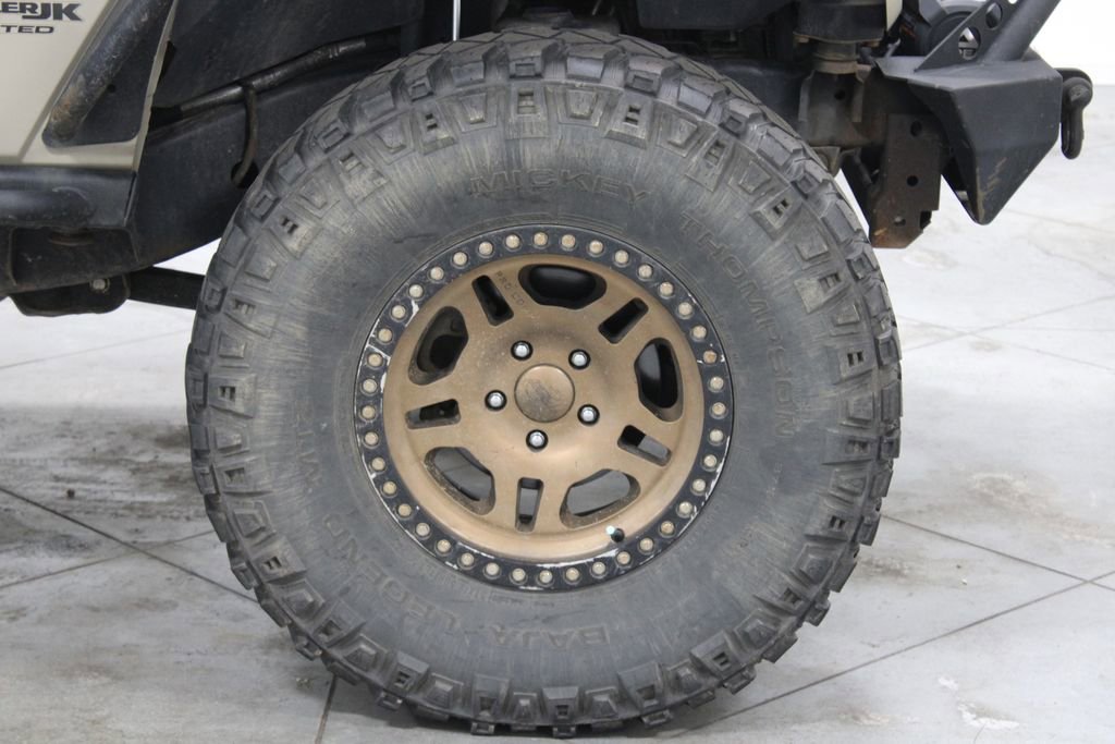 Used 2018 Jeep Wrangler Unlimited Sport S image 12