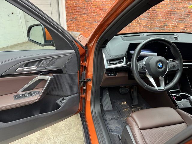 Certified 2025 BMW X1 xDrive28i image 9