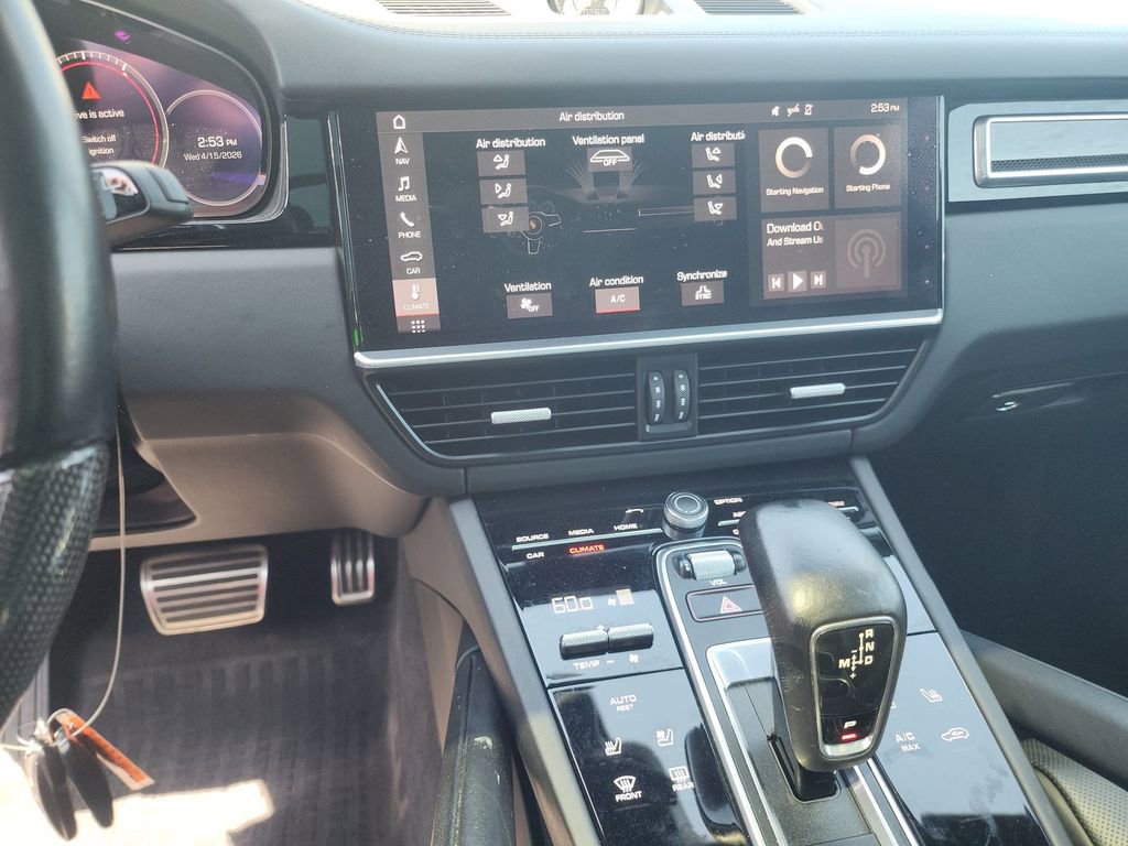 Used 2021 Porsche Cayenne GTS AWD/4WD image 15