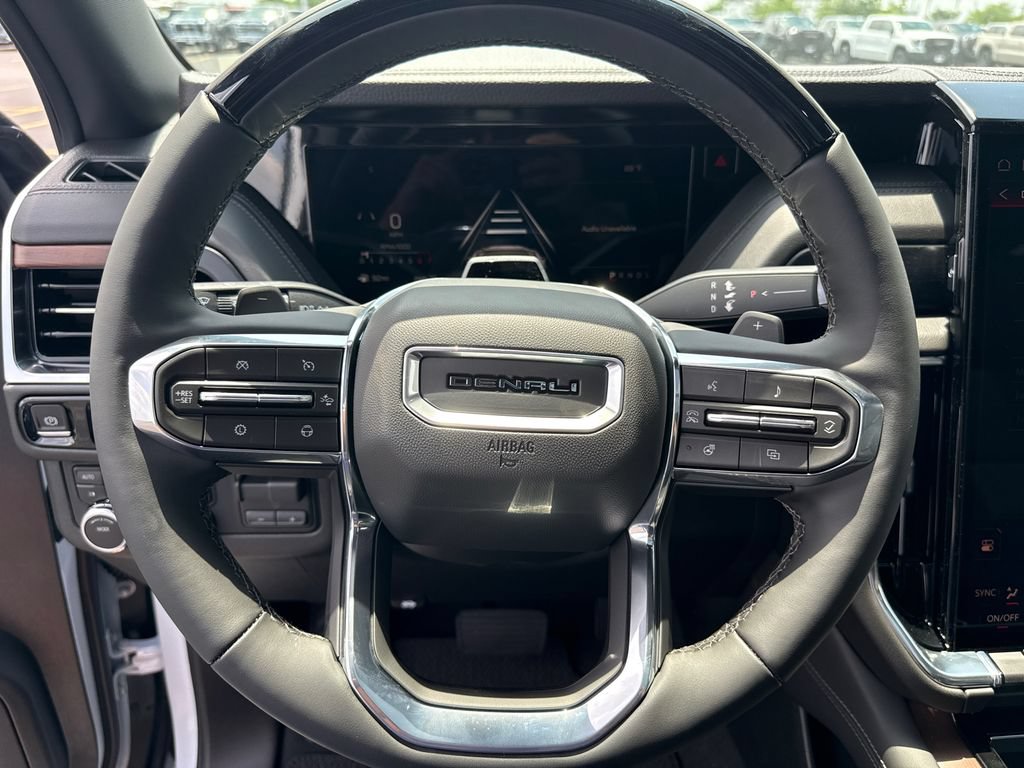 New 2026 GMC Yukon XL Denali w/ Denali Reserve Package AWD/4WD image 21
