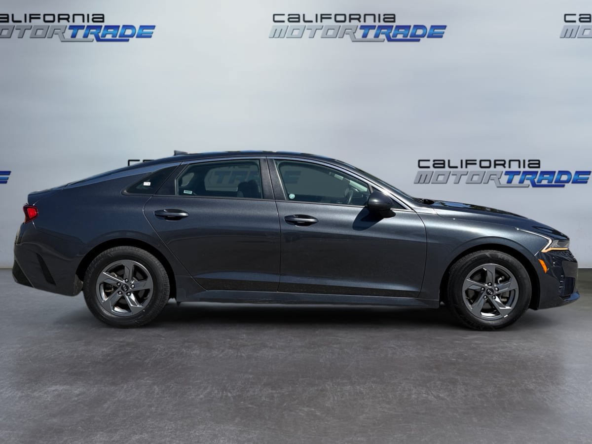 Used 2021 Kia K5 LXS FWD image 4