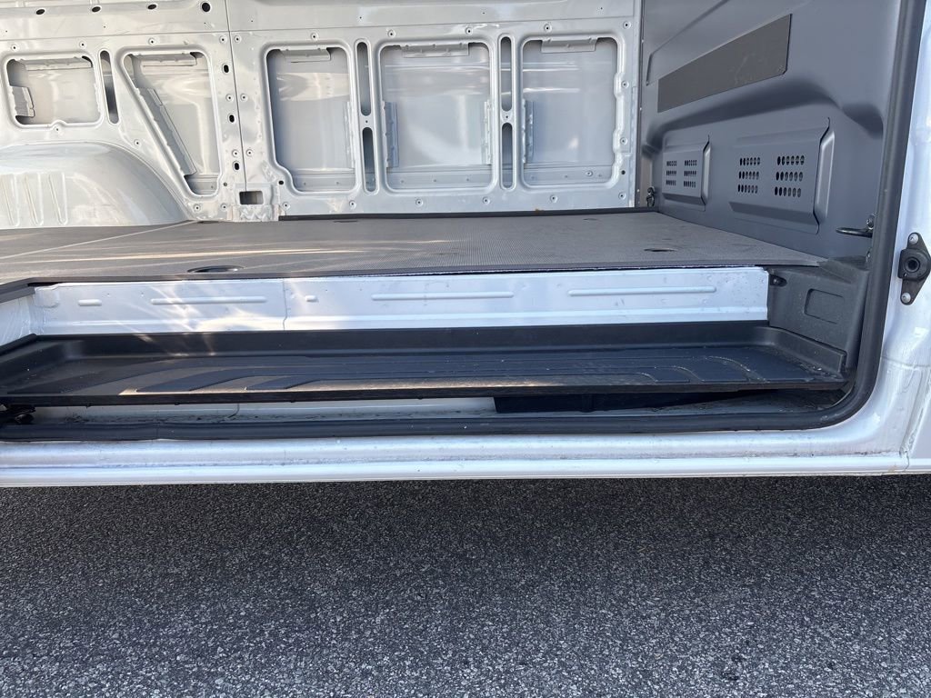 Used 2023 Mercedes-Benz Sprinter 144 Cargo image 19