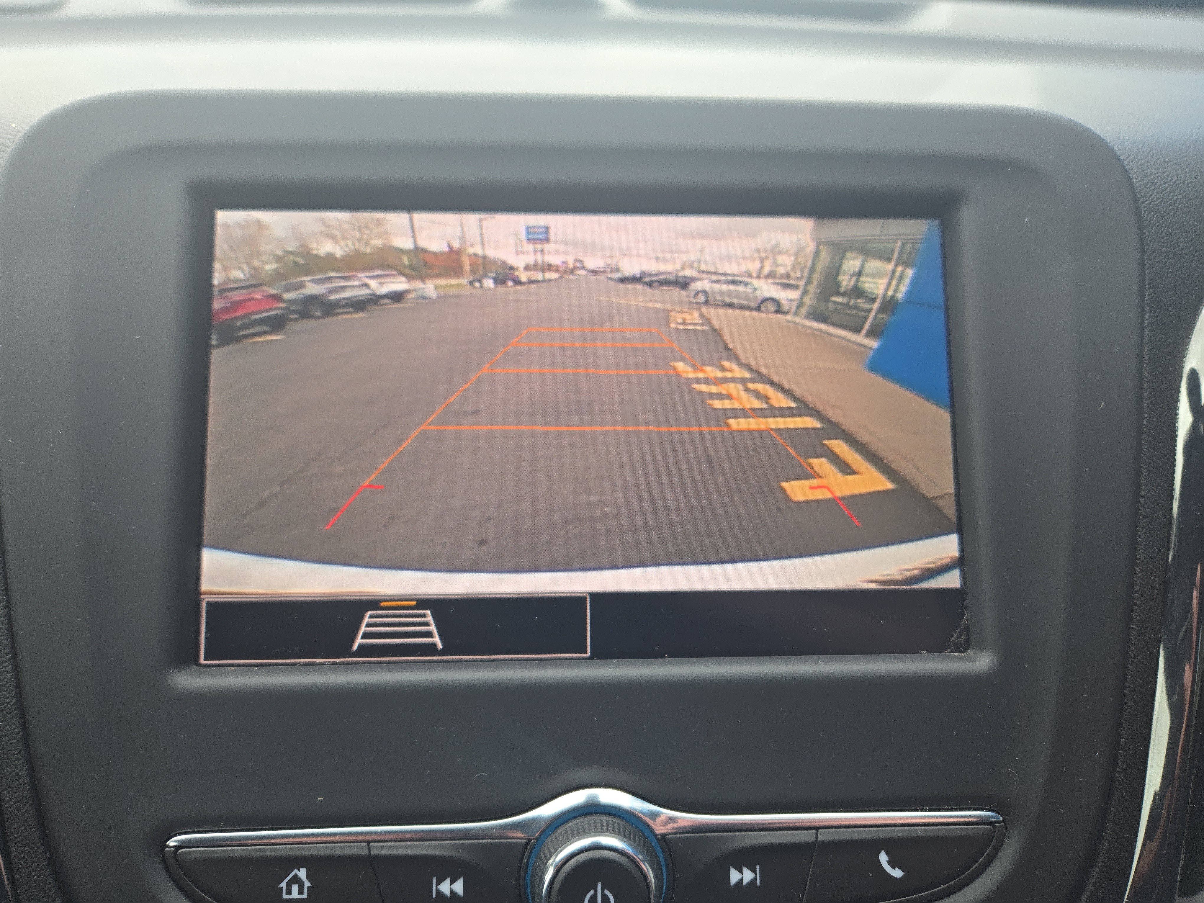 Certified 2022 Chevrolet Equinox RS w/ LPO, Floor Liner Package image 10