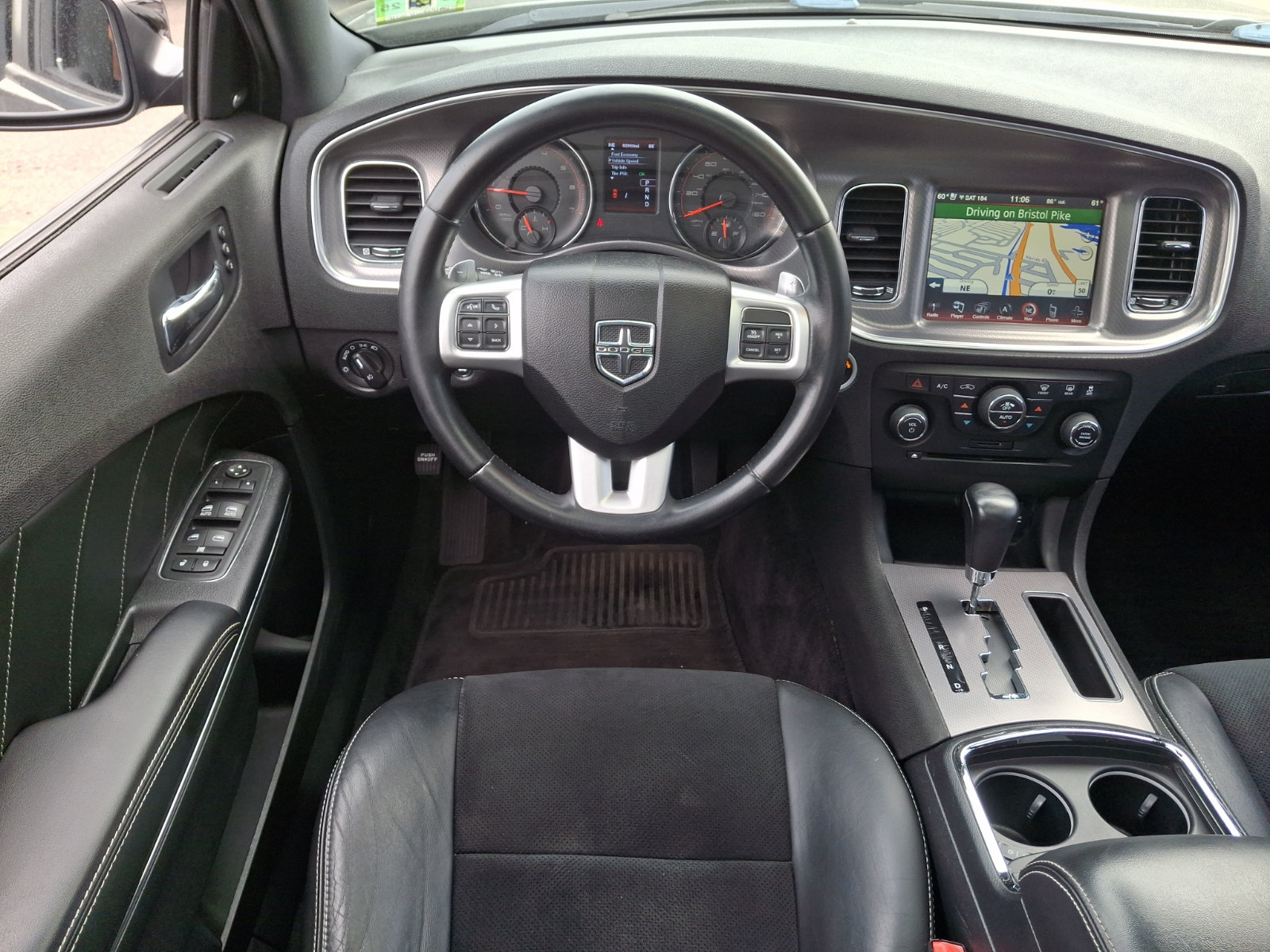 Used 2012 Dodge Charger R/T RWD image 11