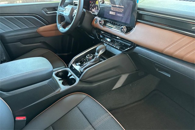 New 2026 GMC Canyon AT4 image 15