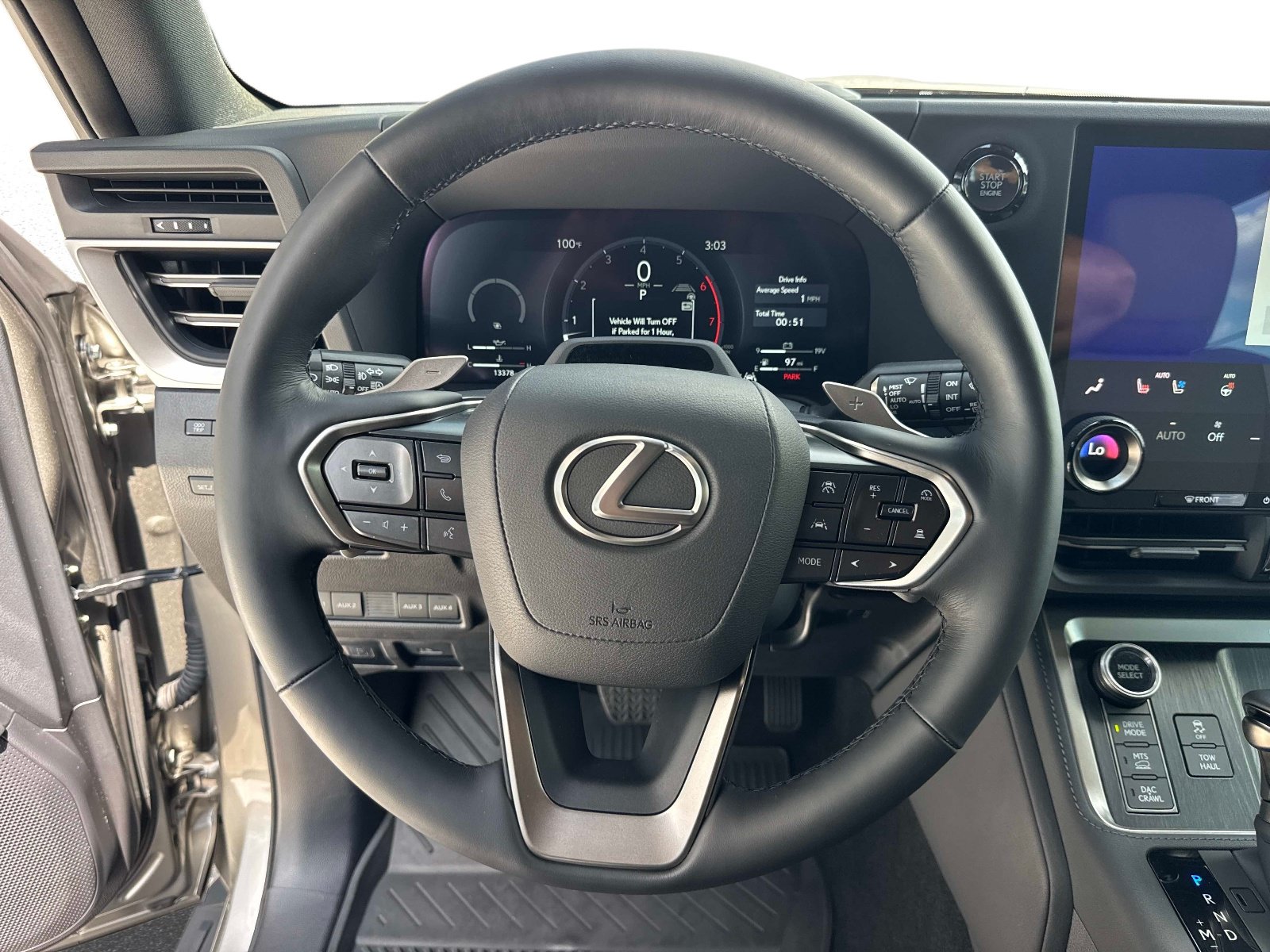 Used 2025 Lexus GX 550 w/ Accessory Package (CT) AWD/4WD image 29