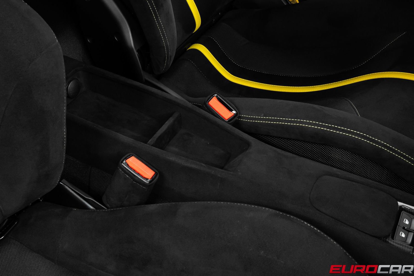Used 2020 Ferrari 488 Pista Coupe RWD image 45