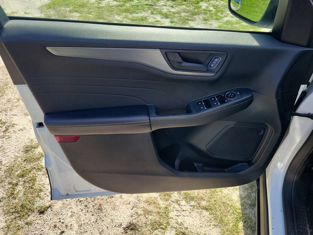 Used 2023 Ford Escape Active w/ Tech Pack #1 FWD image 12