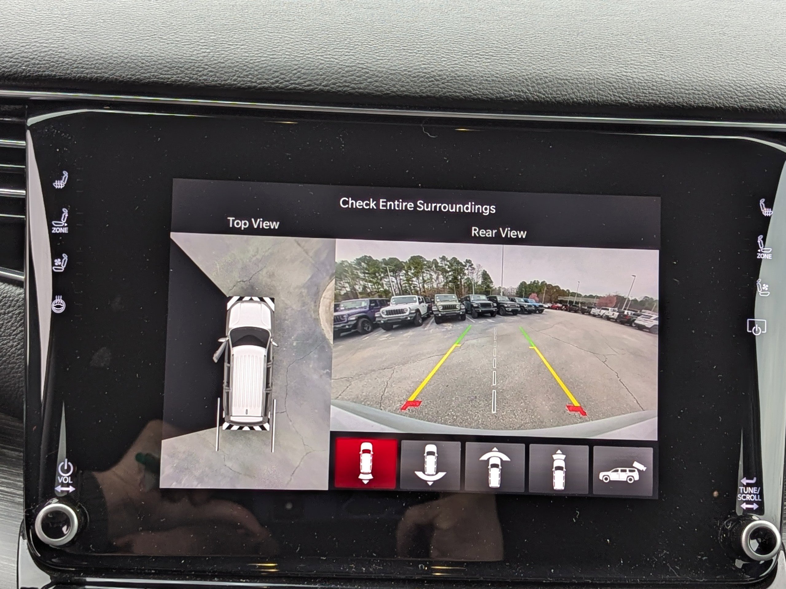 Used 2024 Jeep Wagoneer Series II w/ Convenience Group I image 24