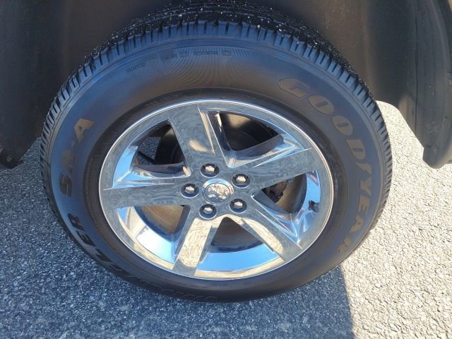 Used 2015 RAM 1500 Express image 14