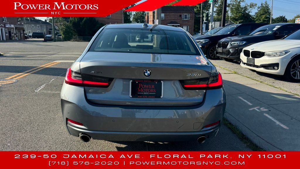 Used 2024 BMW 330i xDrive Sedan w/ Convenience Package image 4