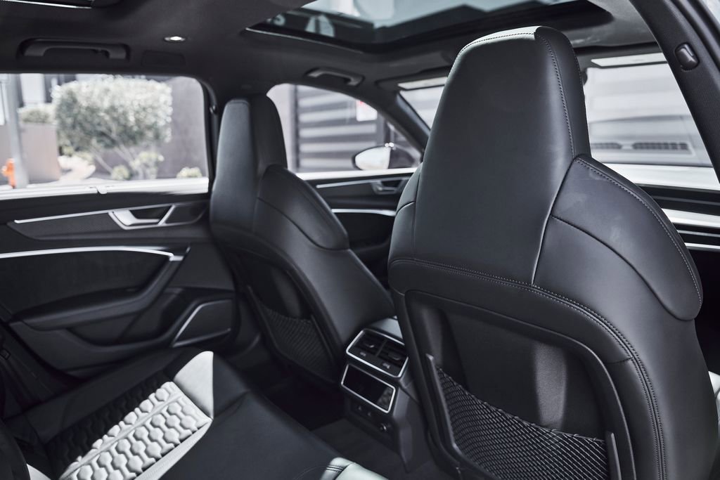 Used 2022 Audi RS 6 image 47